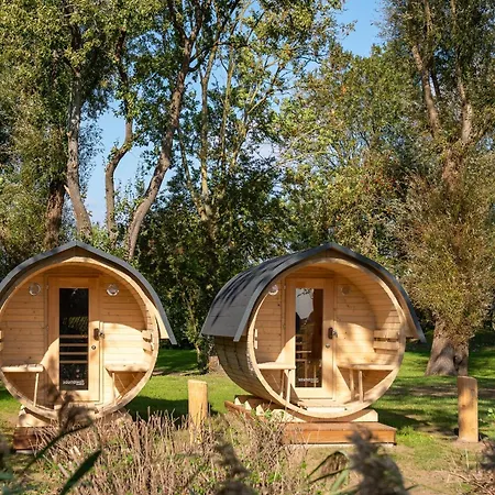 Alte Schule Broesum Апартаменты Вестерхевер